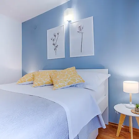Karmen Apartamento